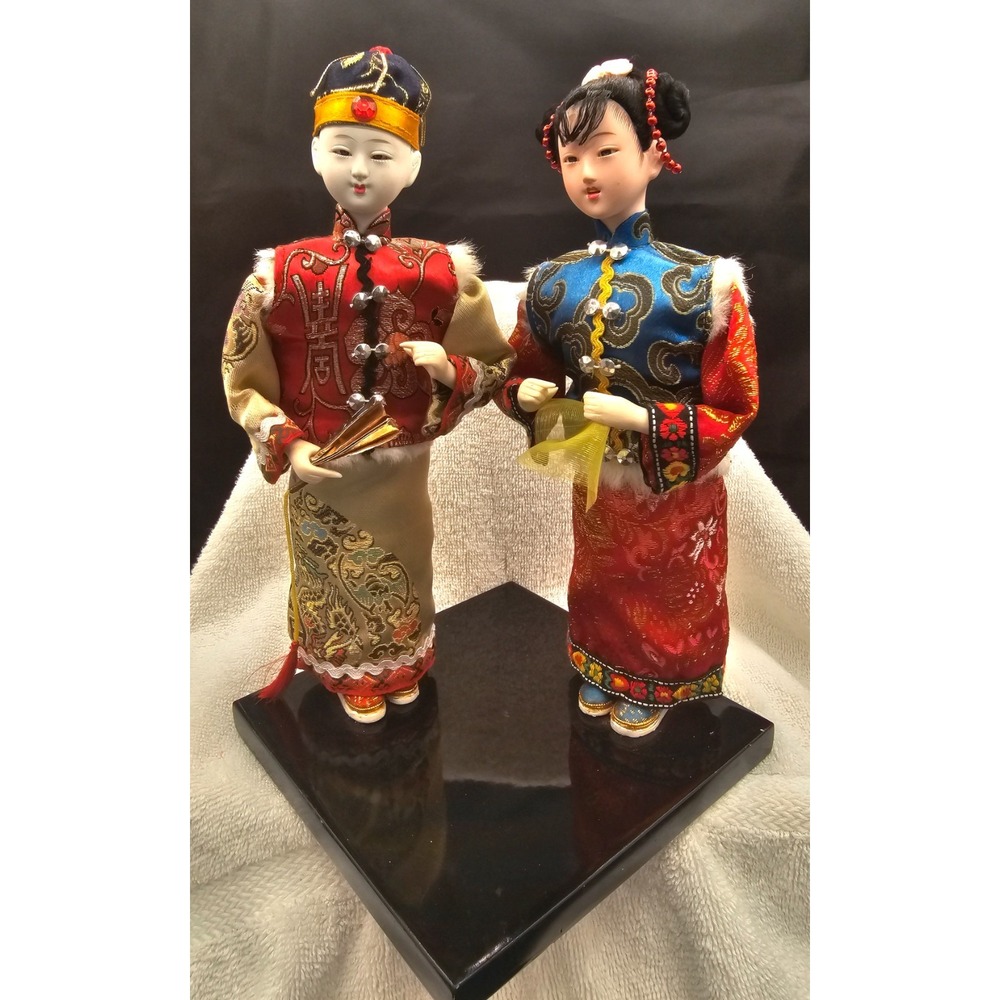 2‎ Vintage Chinese Souvenir Dolls-Nobility Or Opera Figures-Man And Woman